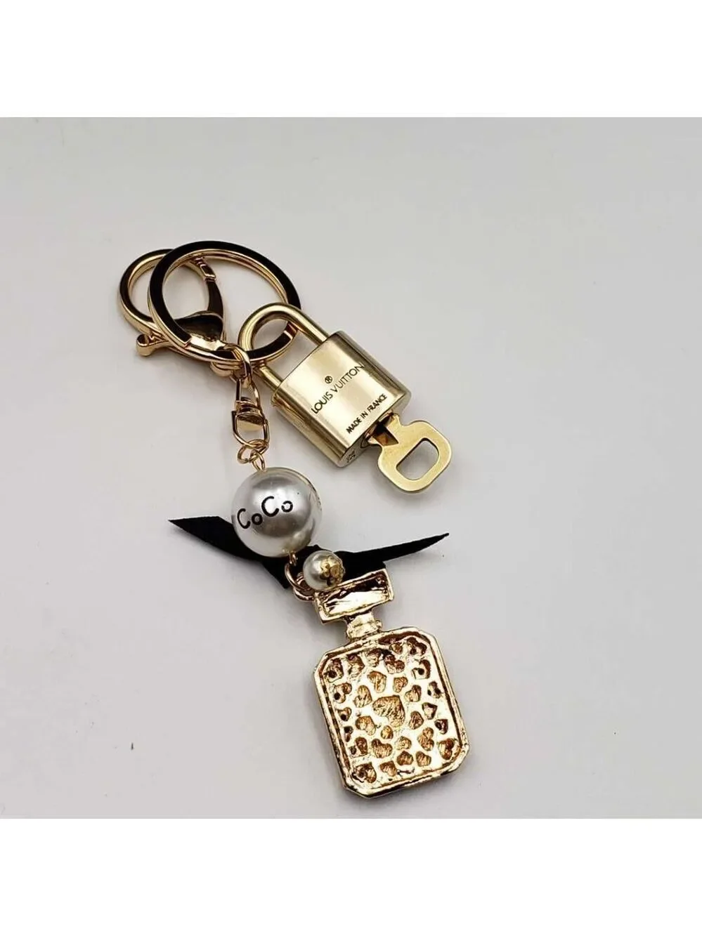 Authentic Louis Vuitton Gold Padlock & Key 🔒 LV Bag Charm w/ Unbranded Keychain
